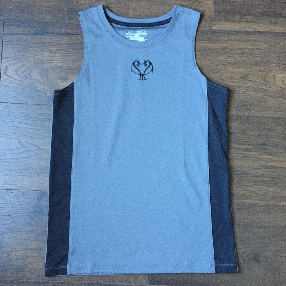 Boys YMD MEDIUM under Armour tank